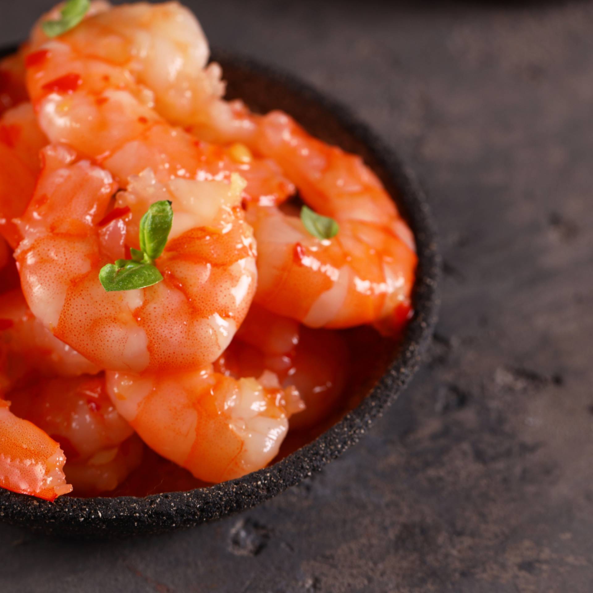 KETO Sweet Chili Shrimp Stir Fry over Cabbage