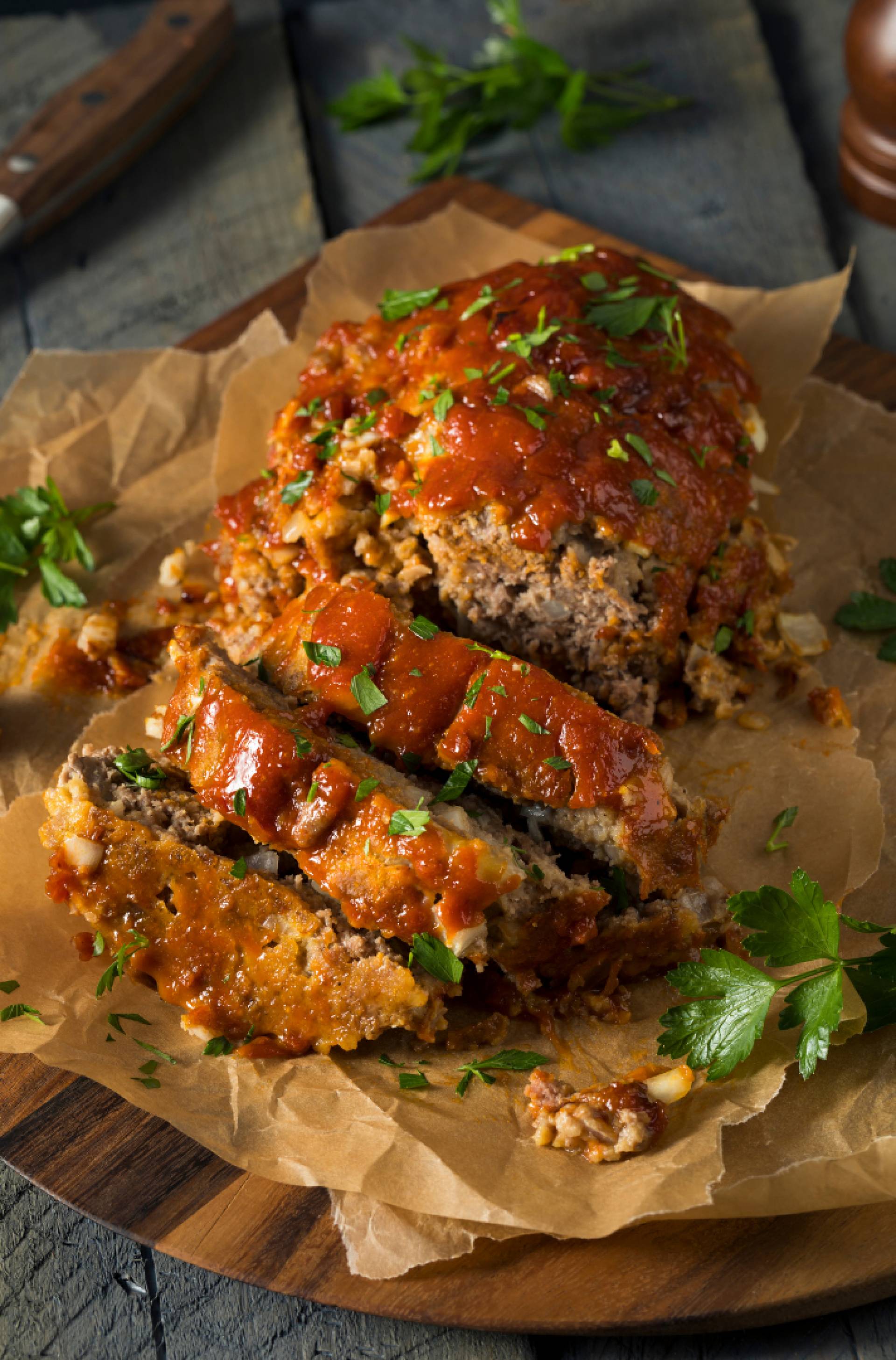 KETO Traditional Meatloaf with Mashed Cauliflower and Green Beans